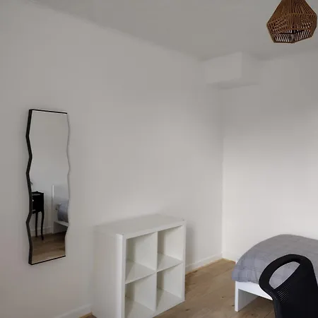 Maison De Plain Pied, Ouest, Jardin Clos Nyaraló Nantes